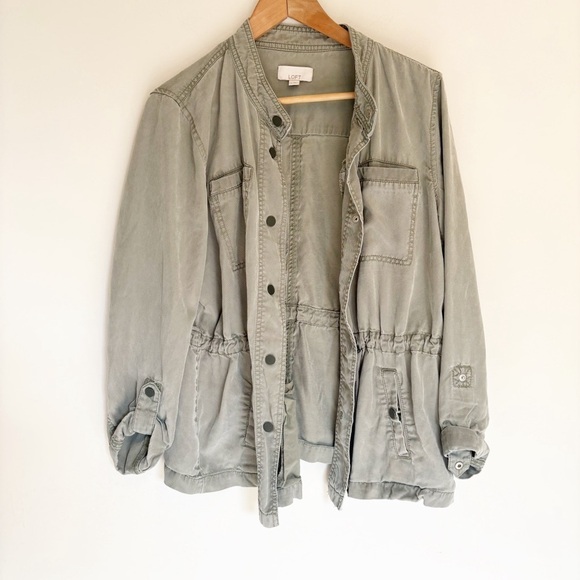 LOFT Green Lightweight Utility Jacket - size medium - Picture 2 of 10